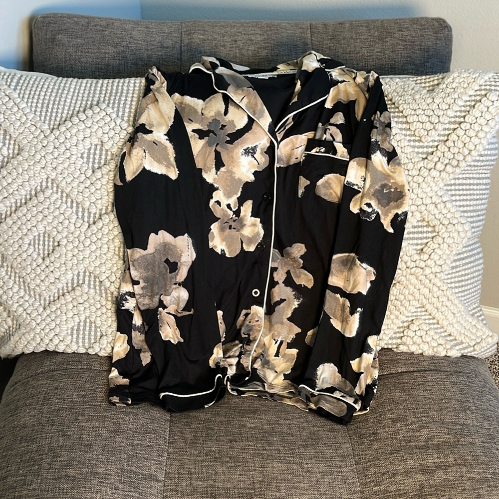 Nicole Miller Matching Pajama Set - Size Small
